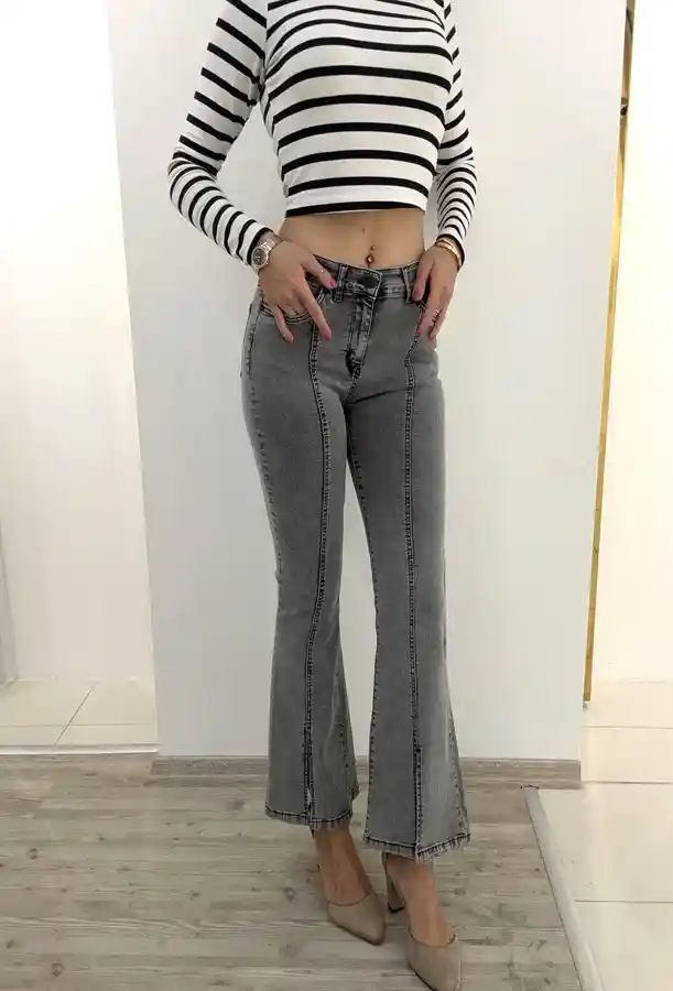 Gri